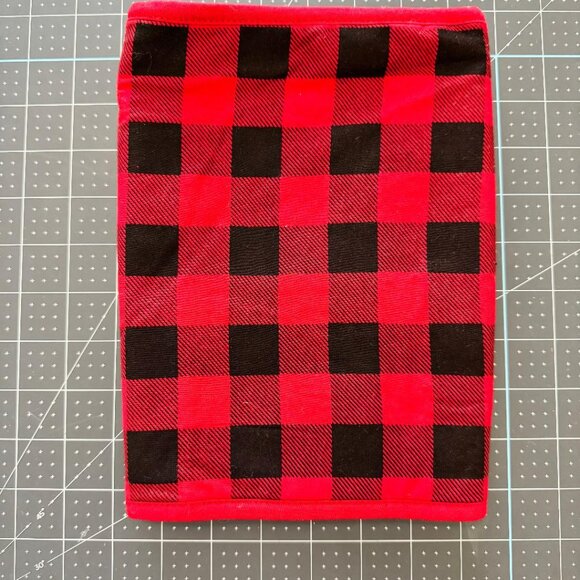 Brand-new Red Plaid Burp Cloth by TheAZBaby - Picture 2 of 2